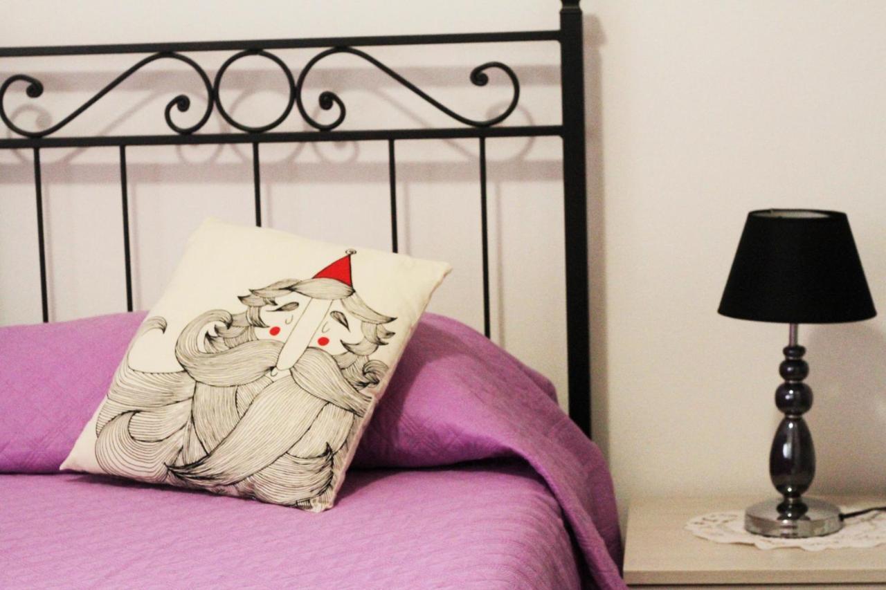 Casa Andreana Bed & Breakfast Uri Bagian luar foto